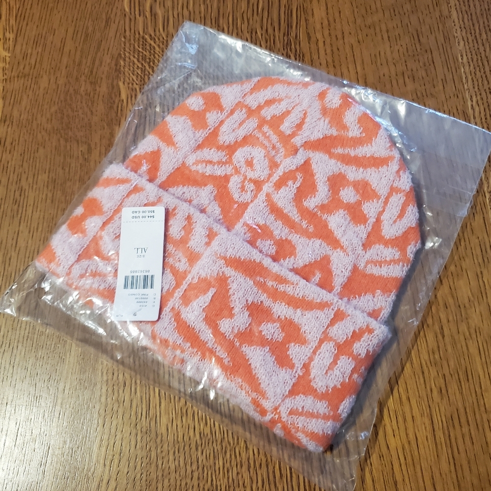 Anthropologie Graphic Beanie - pink / orange - Picture 5 of 7